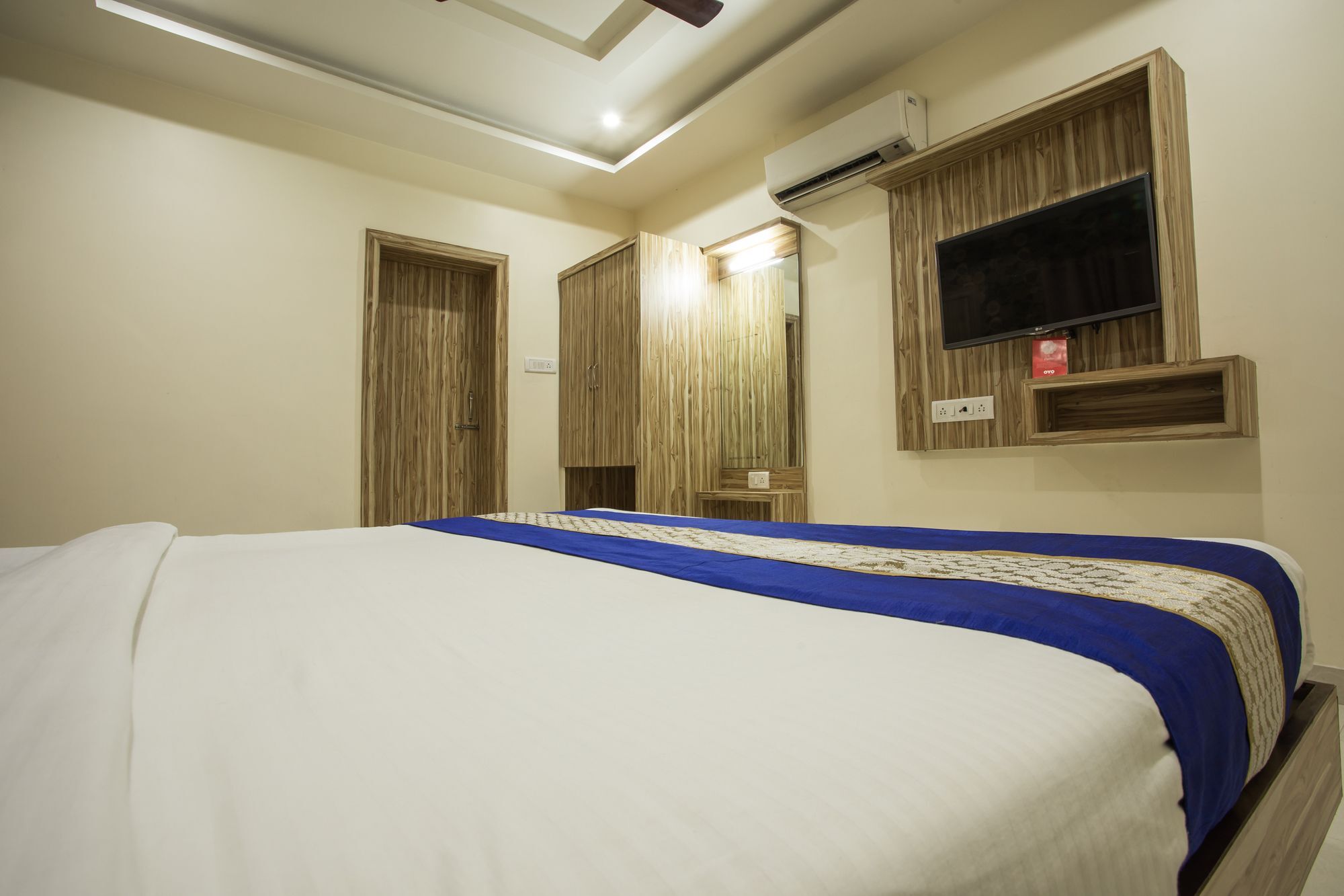 Fabhotel Shivam Palace- Near Mahakal Mandir Удджайн Екстер'єр фото